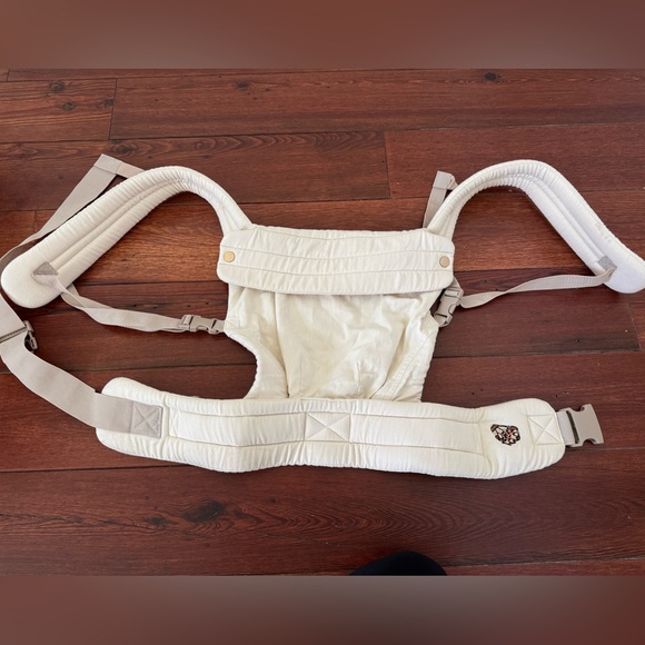 Mabe Monarch Carrier - Natural Ivory - Picture 5 of 5